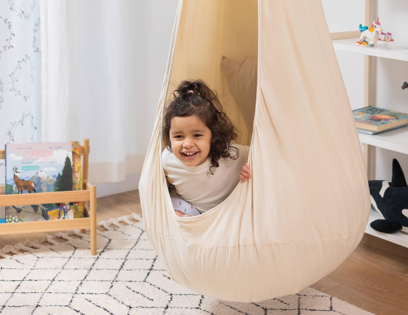 Hanging Cocoon for Kids: How It Supports Sleep, Development & Emotional Balance