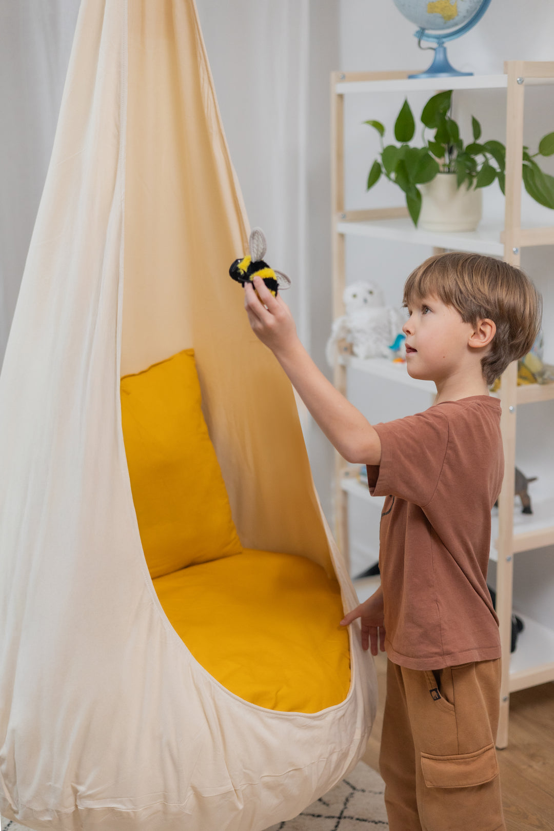 Sunny Sparkle Hanging Cocoon | Honey Nook Collection