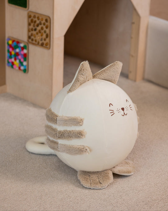 Skoczek Kotek Milo | Figlarne Skoki