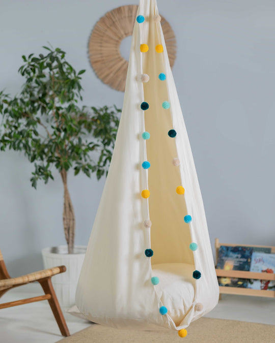 Hängekokon Schaukel Regenbogen Pompon | Reine Natur Kollektion